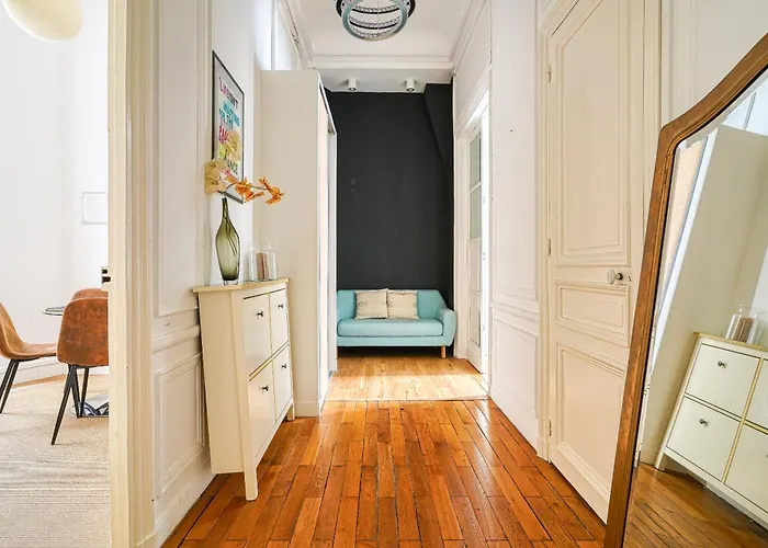 Apartment Arc De Triomphe Champs Elysees